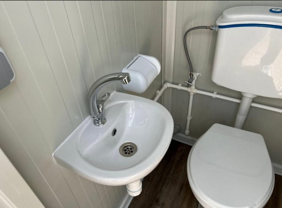 Conteneur Sanitaire WC Double (120 x 220 cm) — Neuf