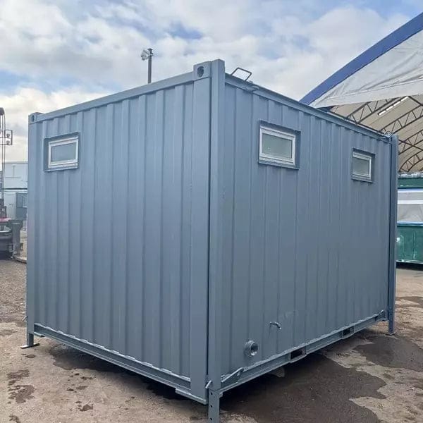 Bloc Sanitaire (3,6 x 2,7 m)