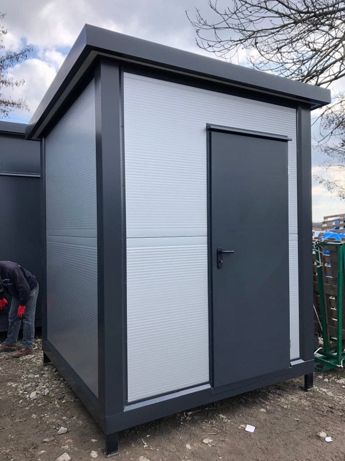 Conteneur Sanitaire (2 x 2 x 2,8 m)